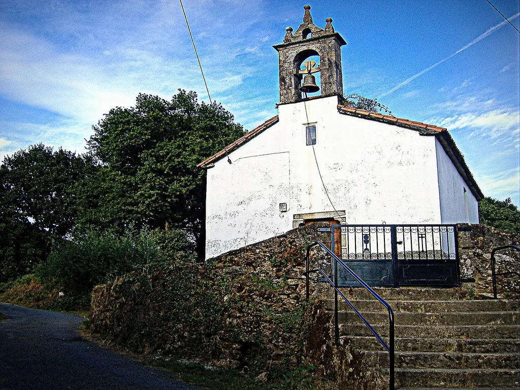 La capilla de Santa Irene, antes de O Pedrouzo
