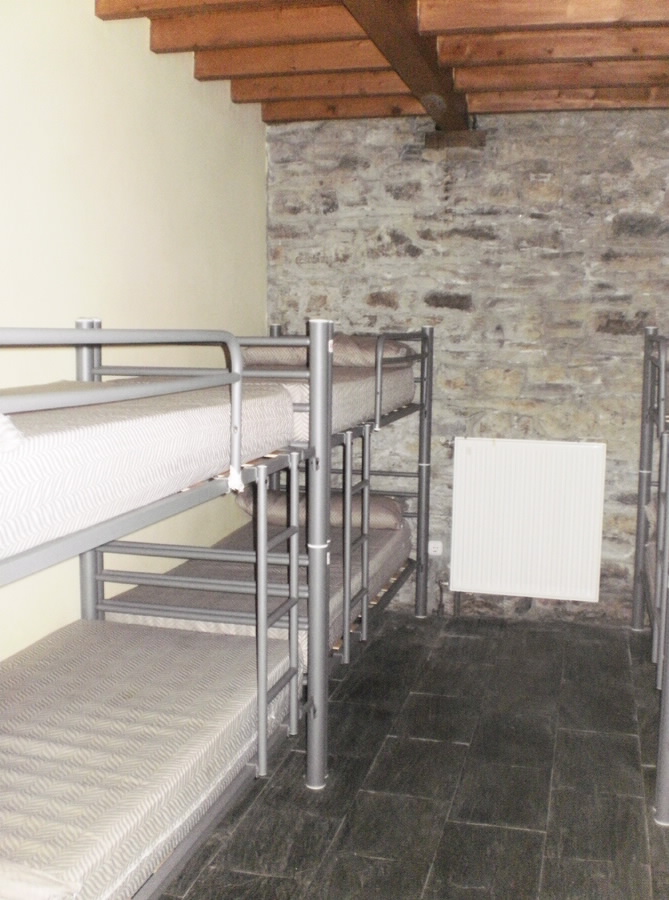 Albergue De Peregrinos De Baamonde — Baamonde