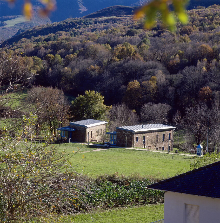 Albergue de Peregrinos de Triacastela — Triacastela